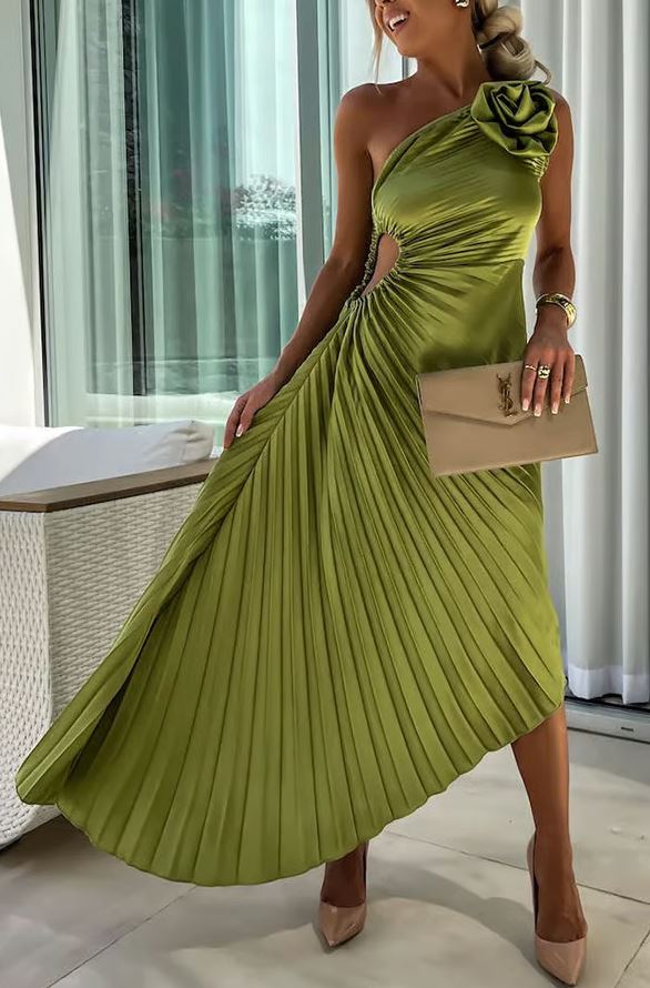 Evelien | One Shoulder Pleated Maxi Dress