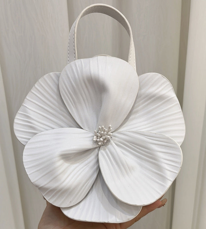 Elegant 3D Petal Flower Collar Handbag