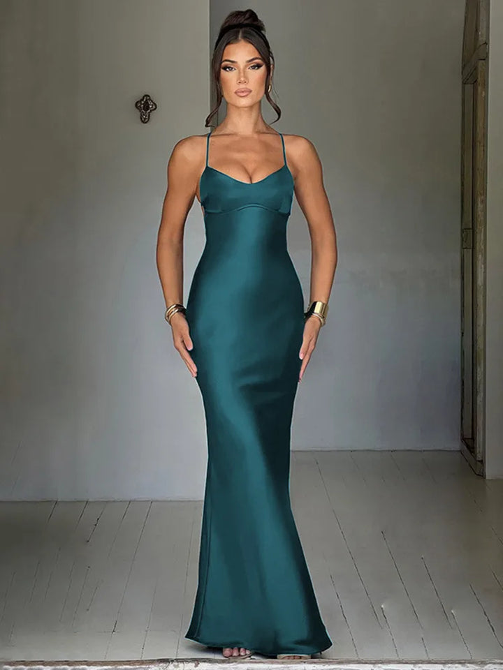 Deborah - Elegant Maxi Dress